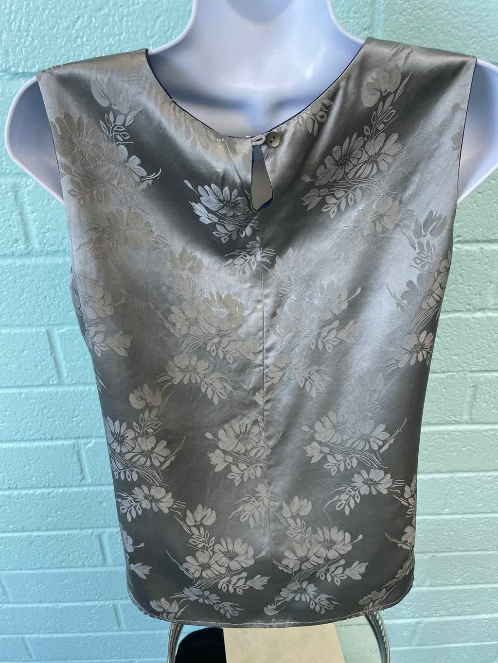 Talbots Size 6 Gray Tank