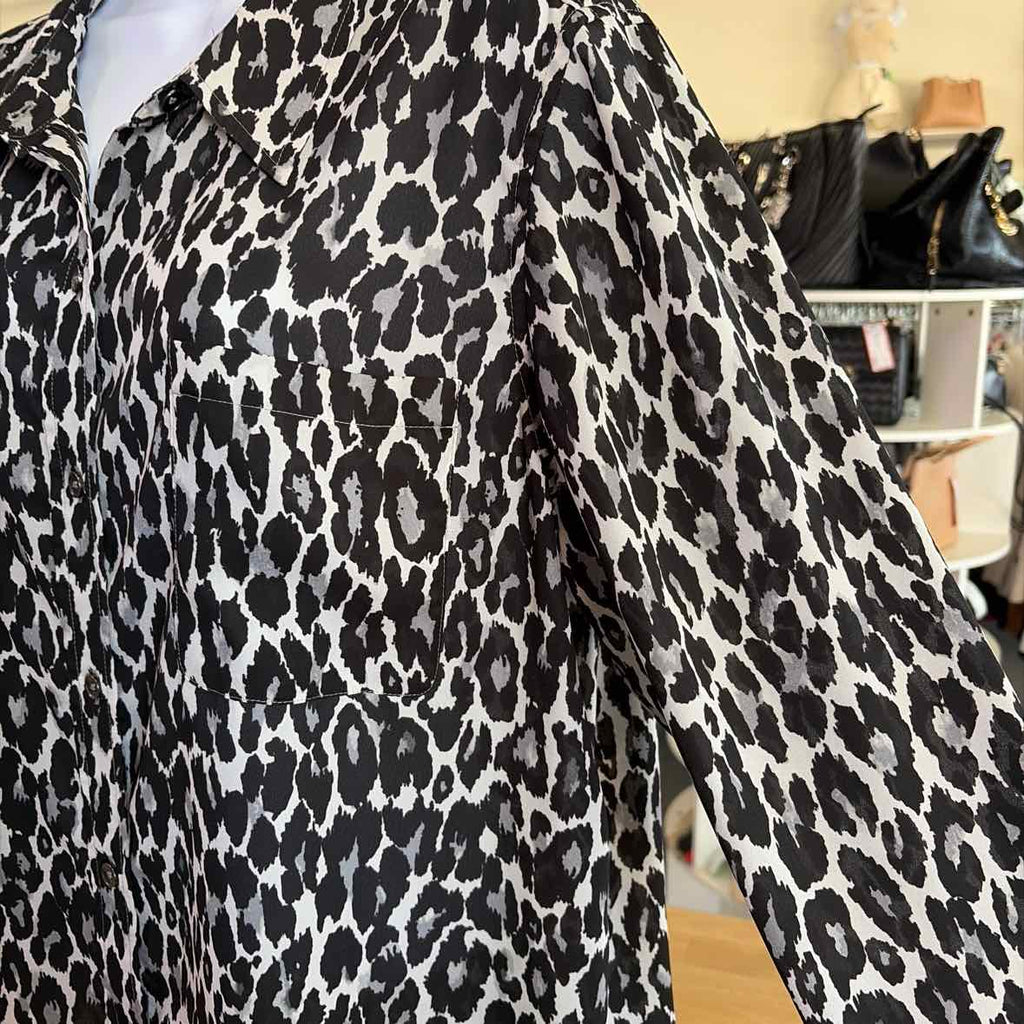 Jones New York Size XL Black & White Preloved Button Down LS