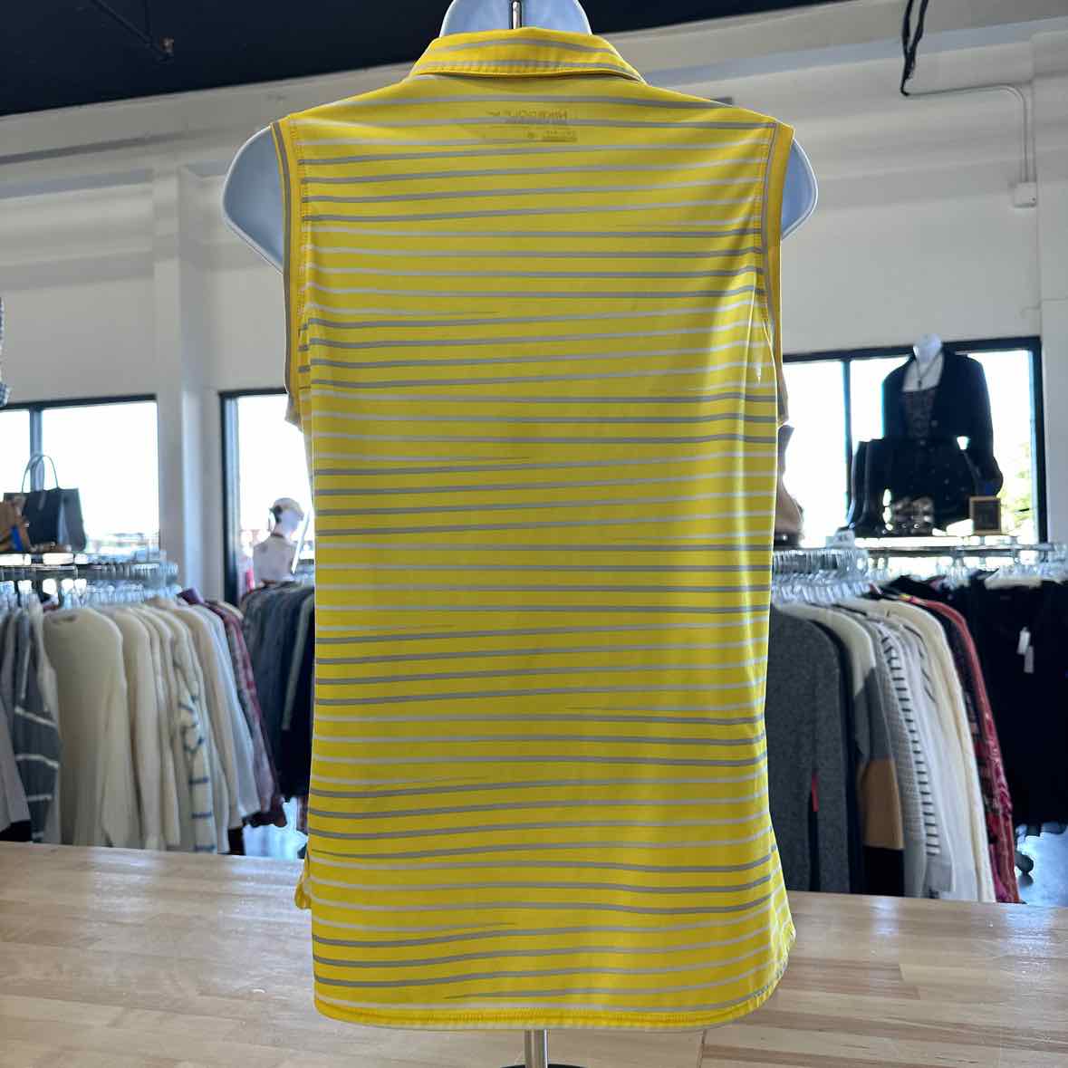 Nike Size M Yellow Polo