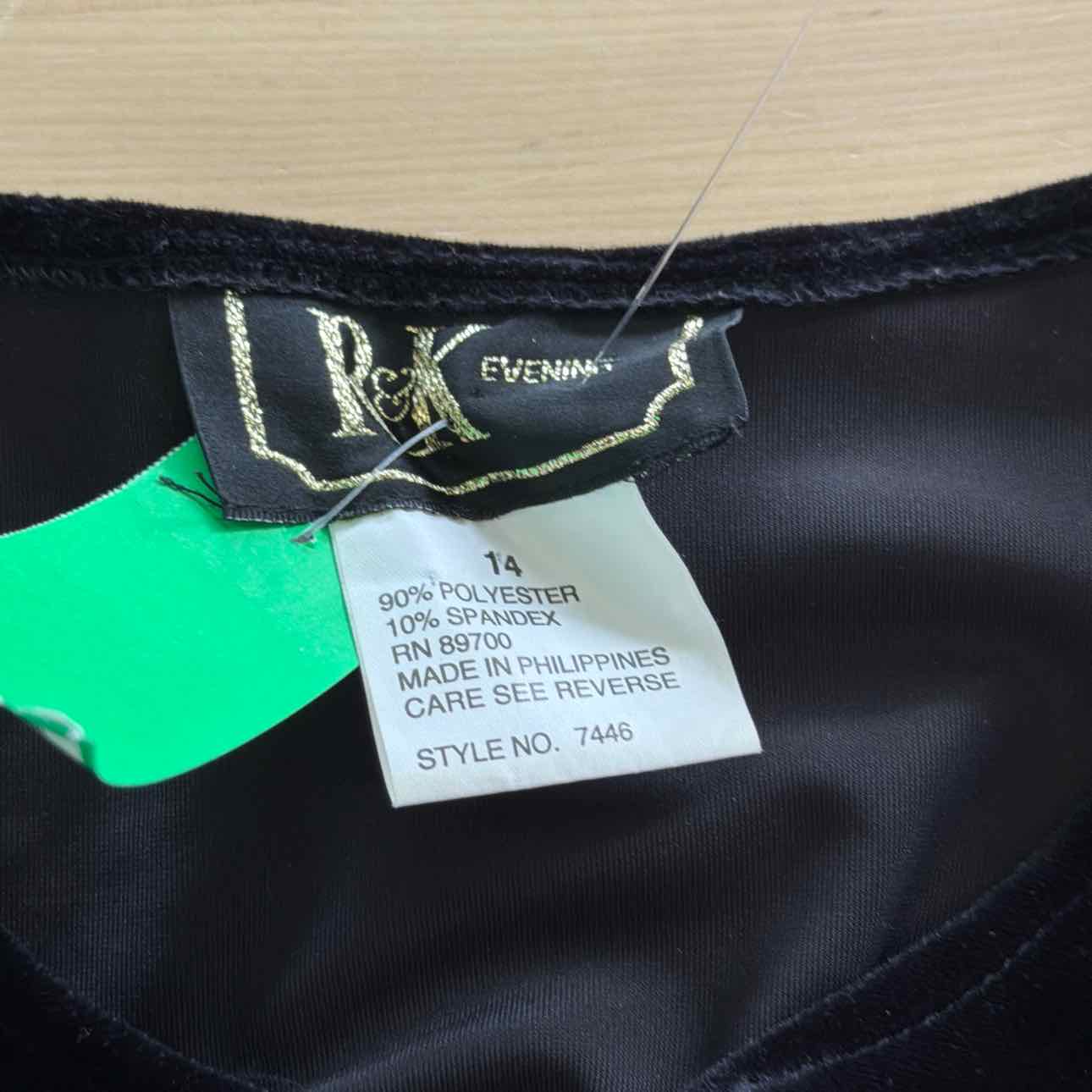 R&K Size 14 Black Velvet Preloved Jacket