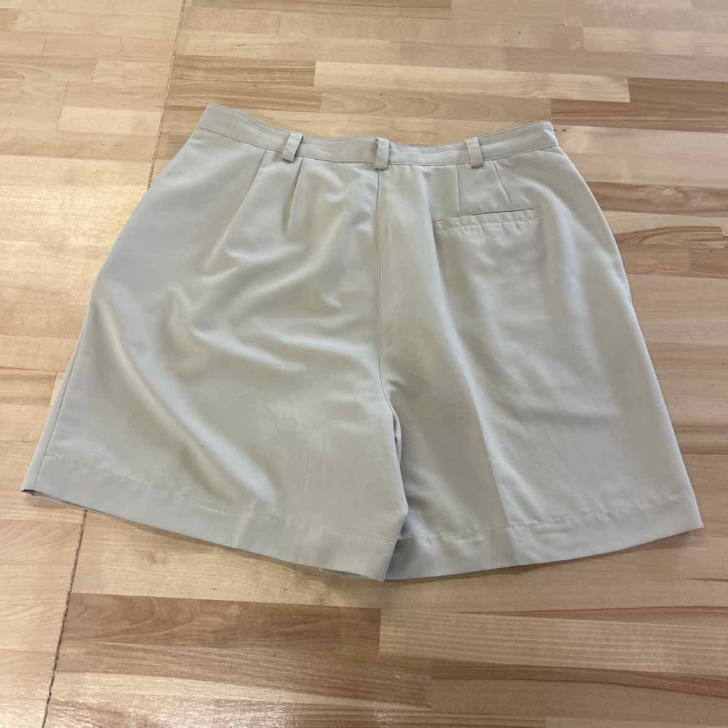 Liz Claiborne Women Size 14 Beige Preloved Shorts