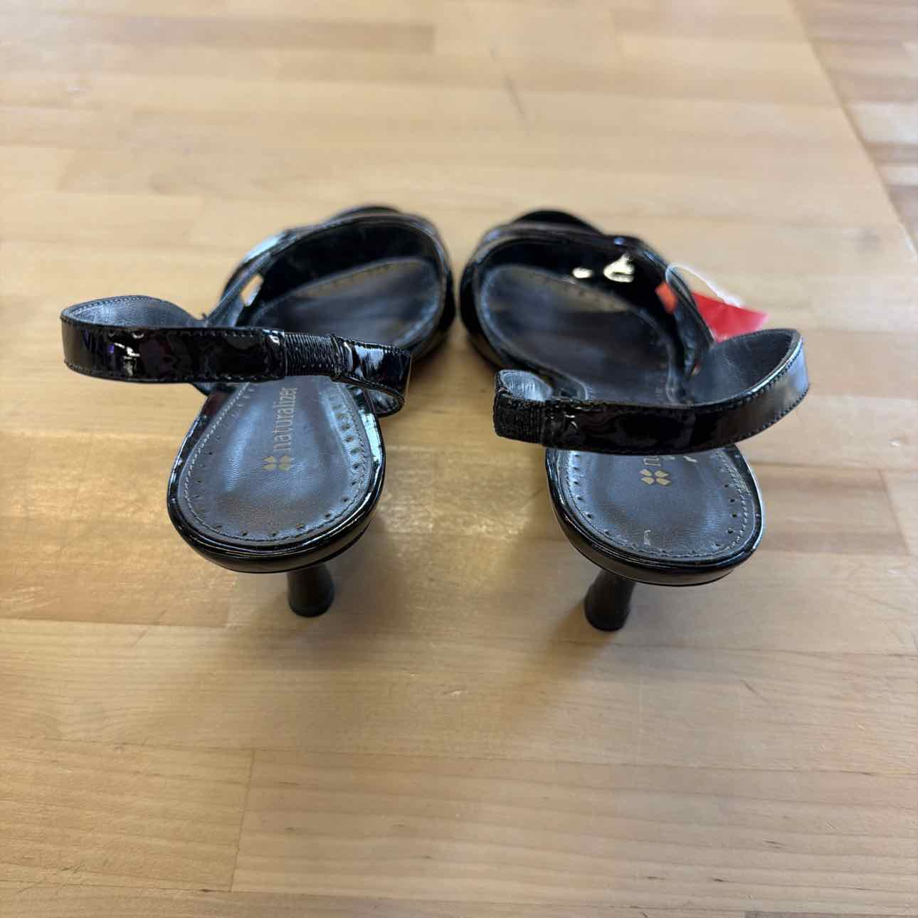 Naturalizer Size 7.5 Black Used Pumps