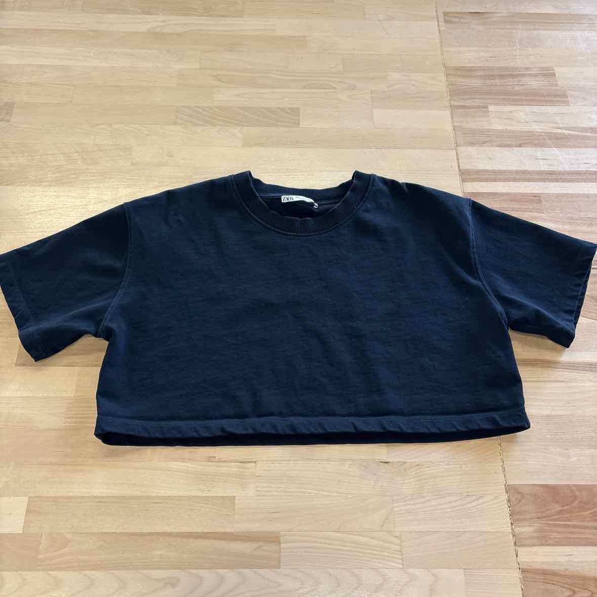 zara Size S Black Crop Top