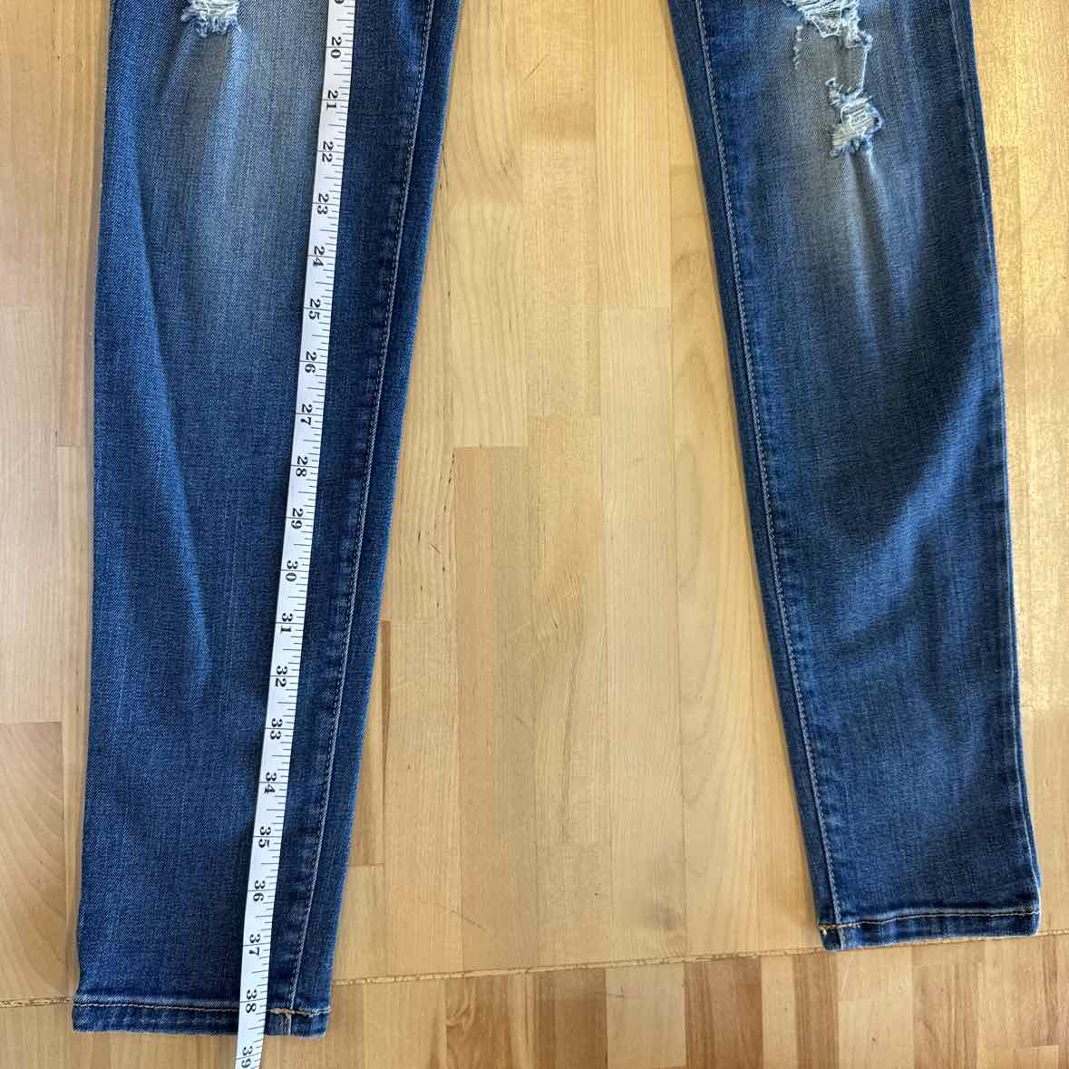 Flying Monkey Size 28 Blue Jeans