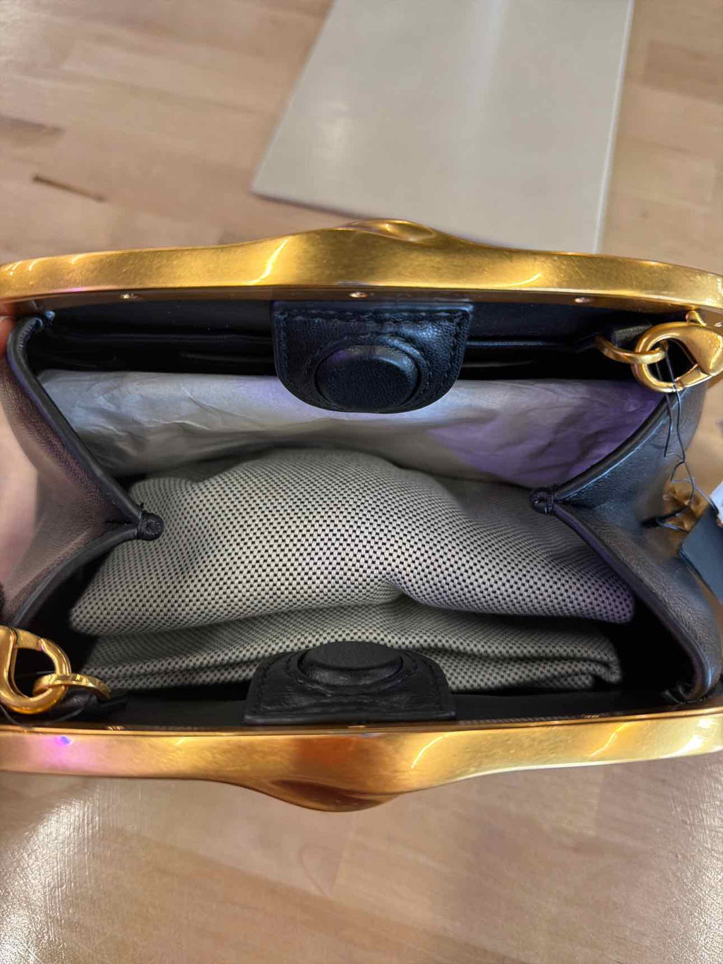 Donna Karan New York Lawrence Chain Clutch - Black/gold