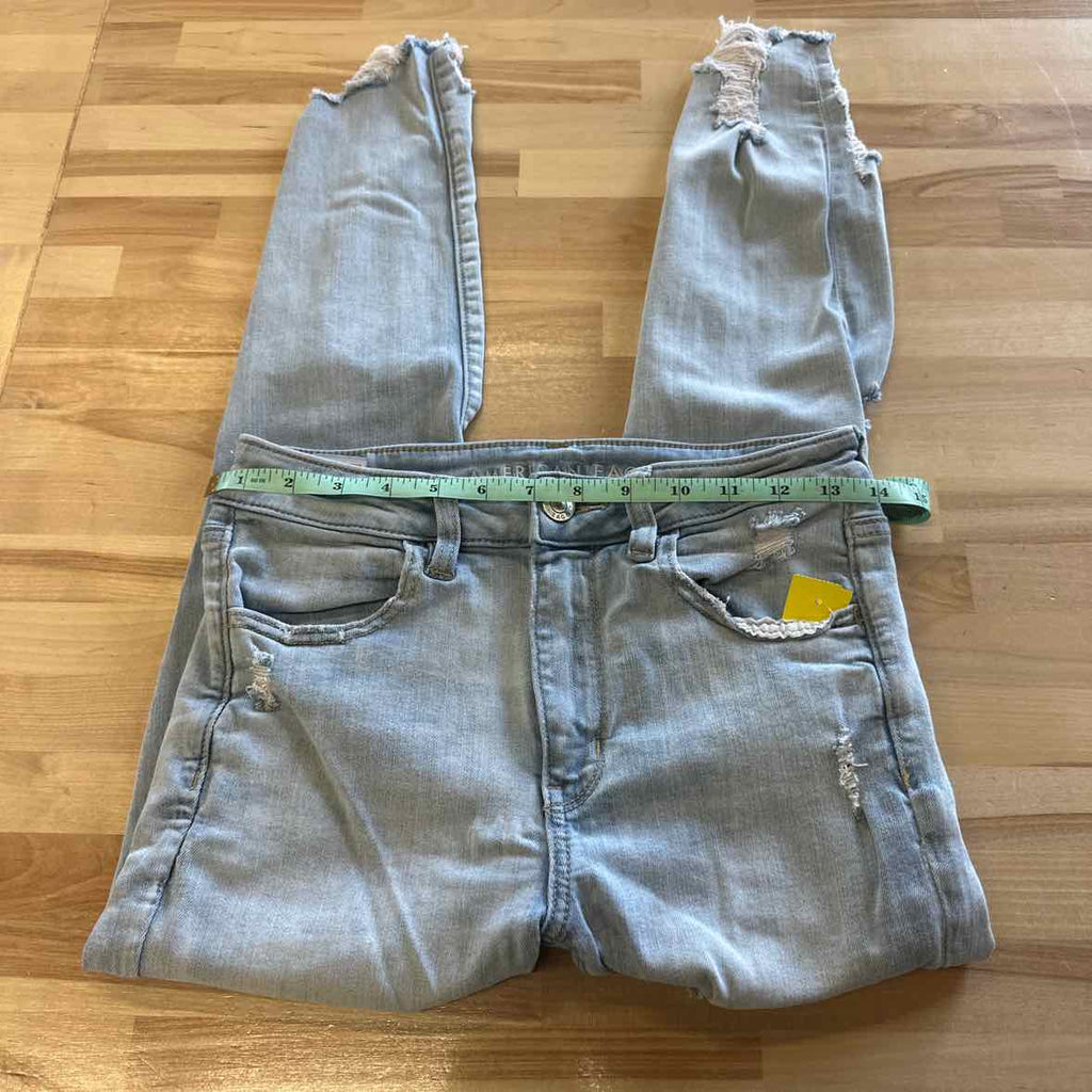 American Eagle Size 6 Blue Jeans