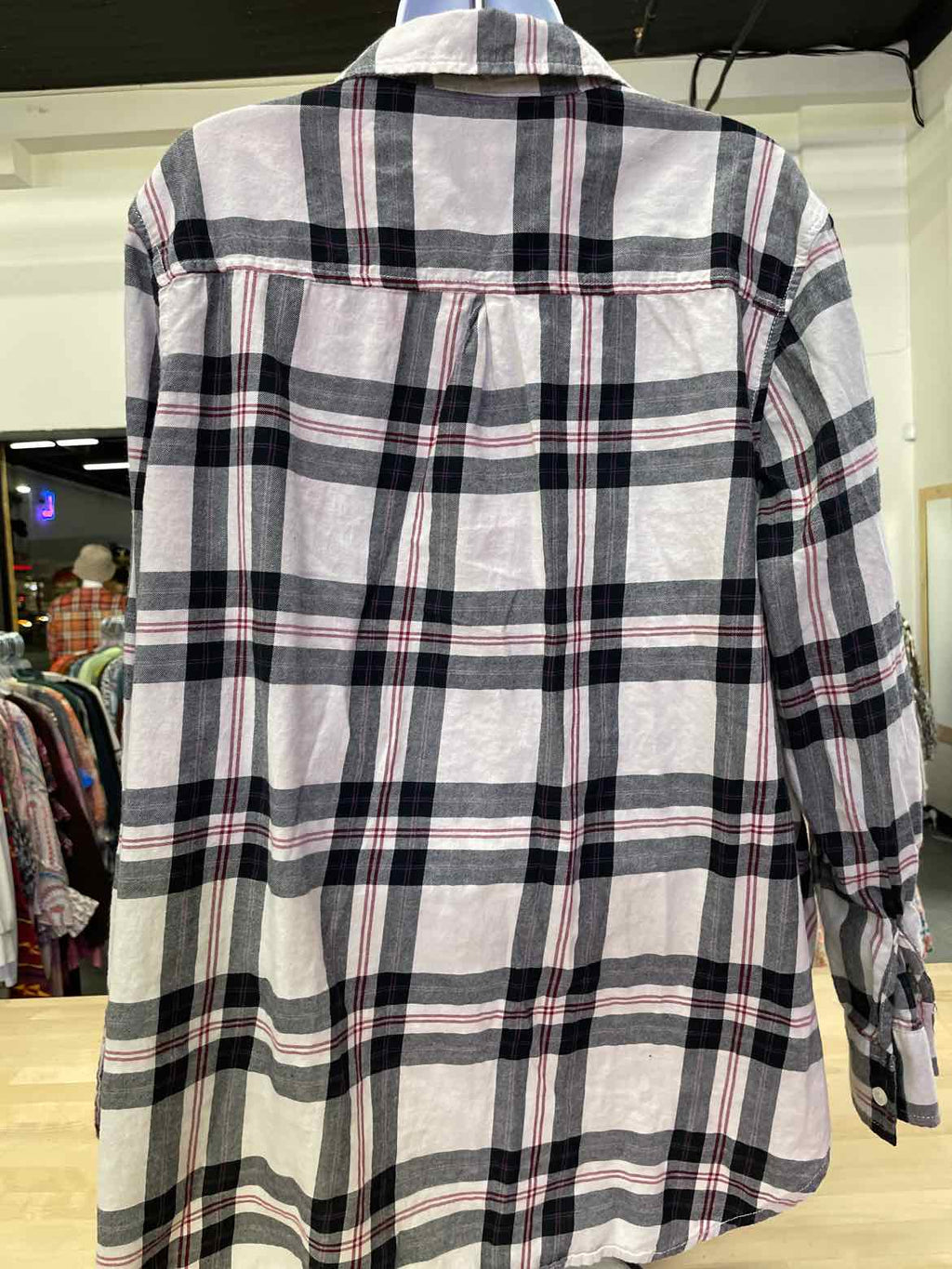 FadedGlory Size 2X BLACK & WHITE Button Down Shirt