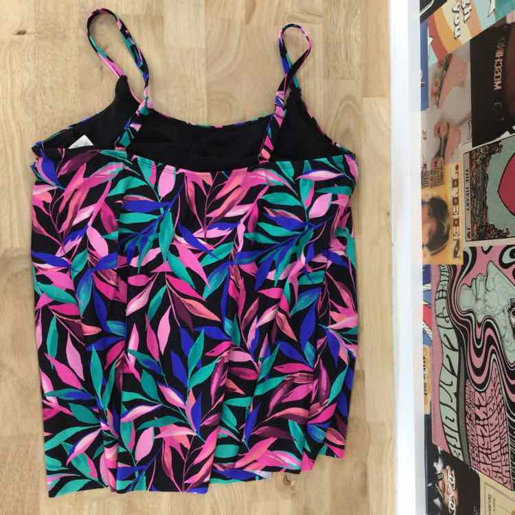Island Escape Women's Capetown Underwire Tankini Top
