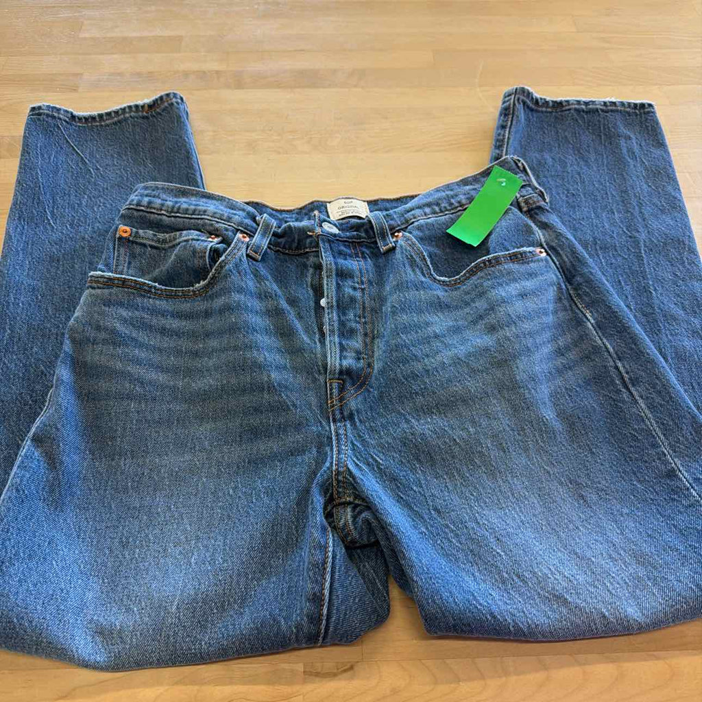 Levi's Size 30x28 Blue Denim Preloved Jeans