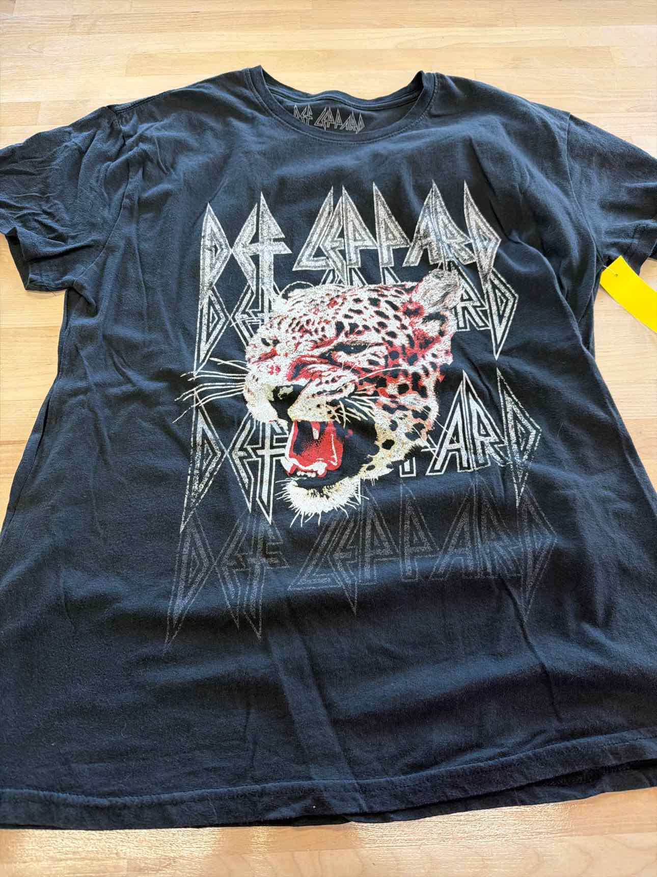 Def Leapord Size XXL Black T-shirt
