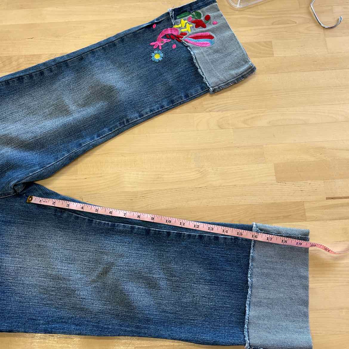 Clash Size 5 Blue Denim Preloved Capris