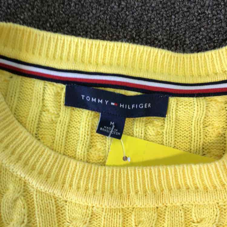 Tommy Hilfiger Size M Yellow Knit Sweater