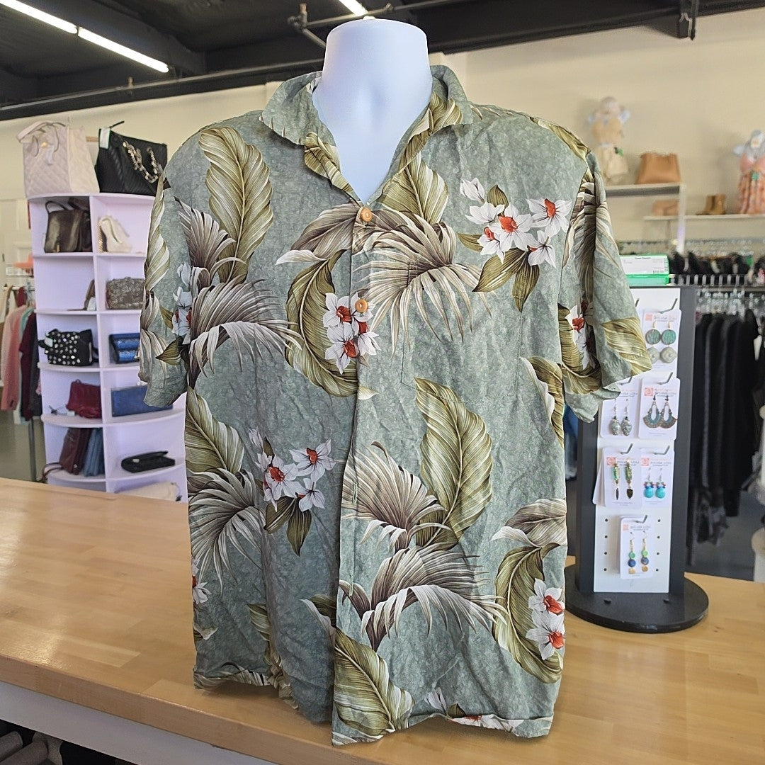 Paradise Found Size M Green Preloved MENS Button Down Shirt