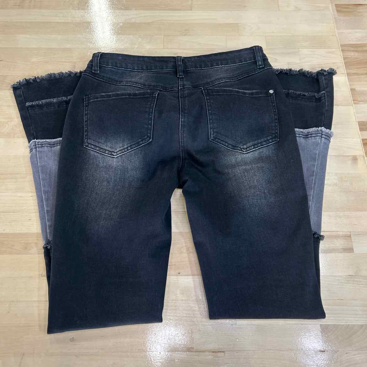Luxe Moda Size 2 Black Preloved Jeans