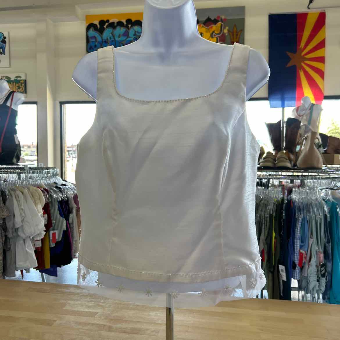 Jessica Howard Size 10 White Polyester Preloved 2 Piece Set