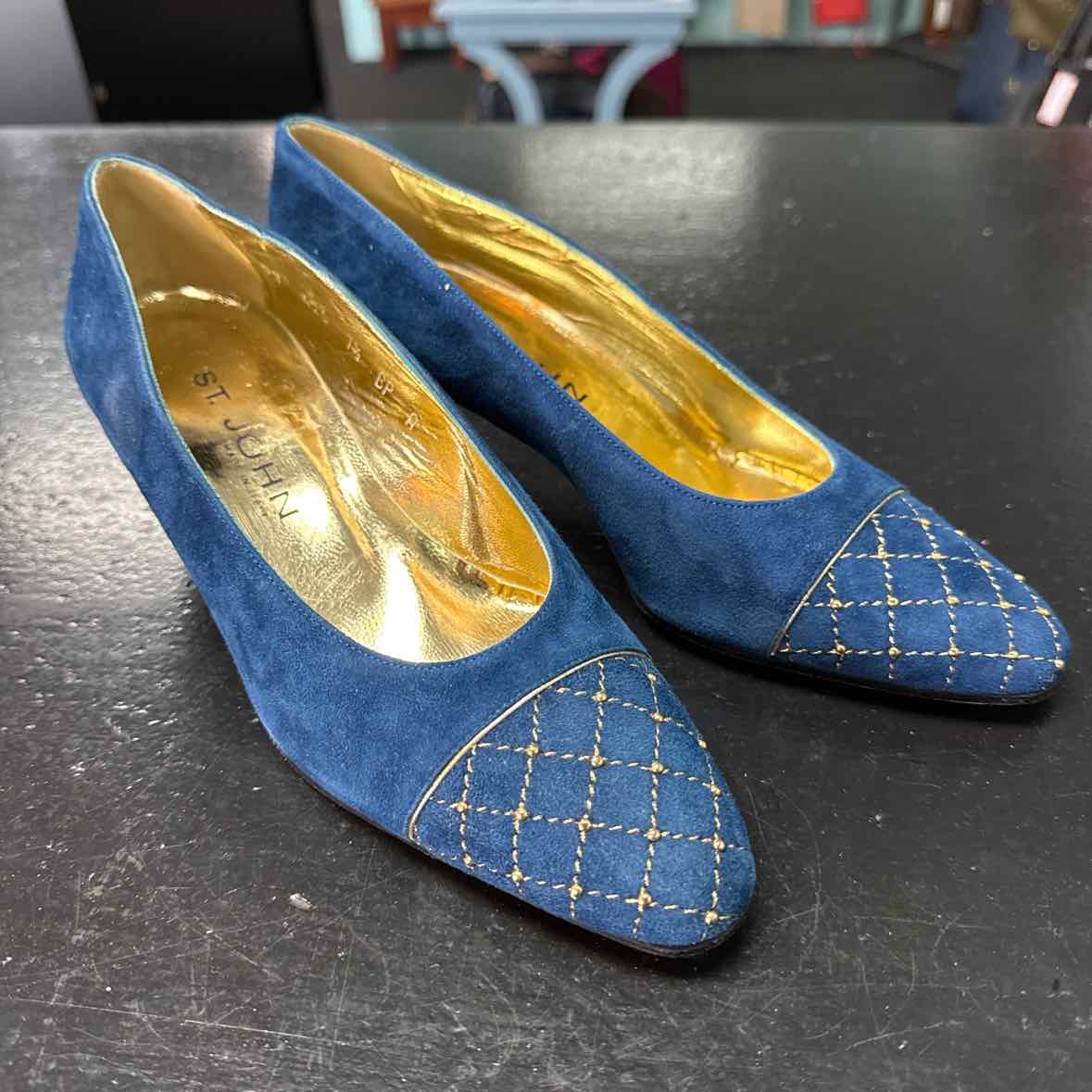 St. John Size 7.5 Blue Suede New Heels