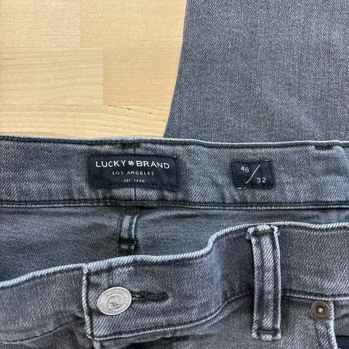 Lucky Brand Men's Size 46x32 Gray MENS Jeans