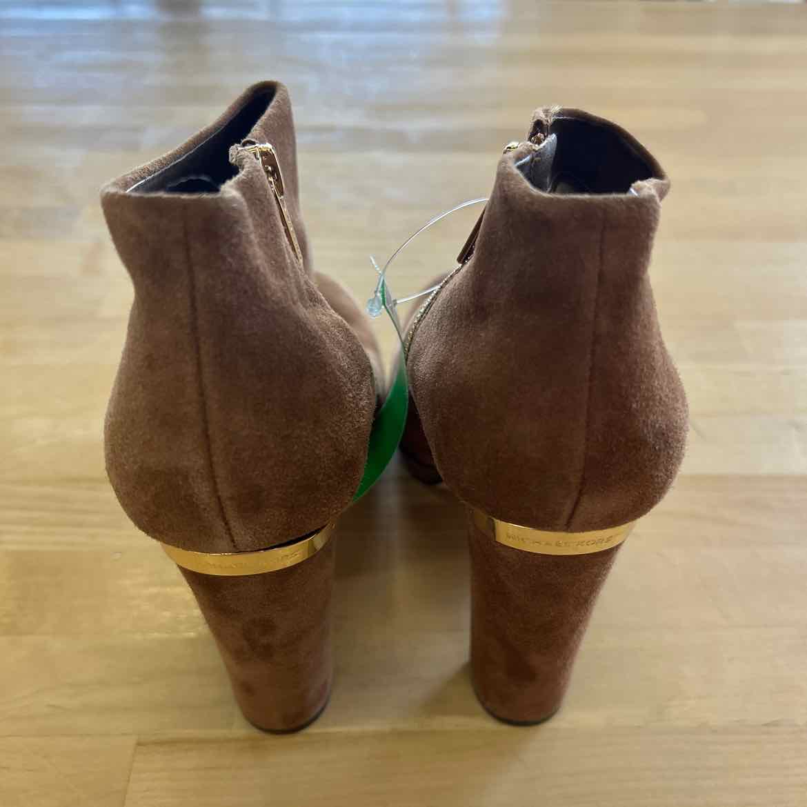 Michael Kors Size 7.5 Brown Preloved Heels