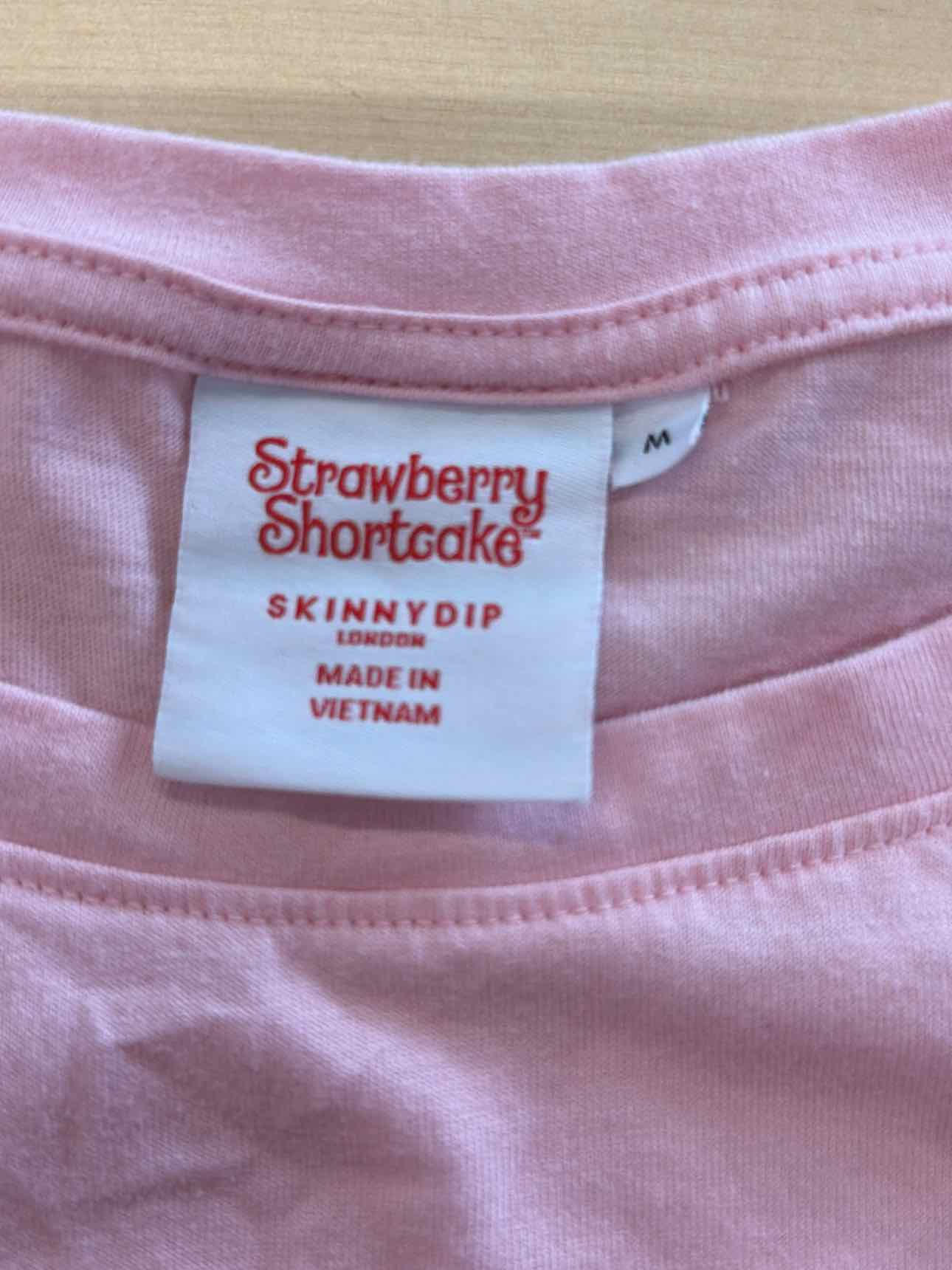 Strawberry Shortcake Size M Pink T-shirt