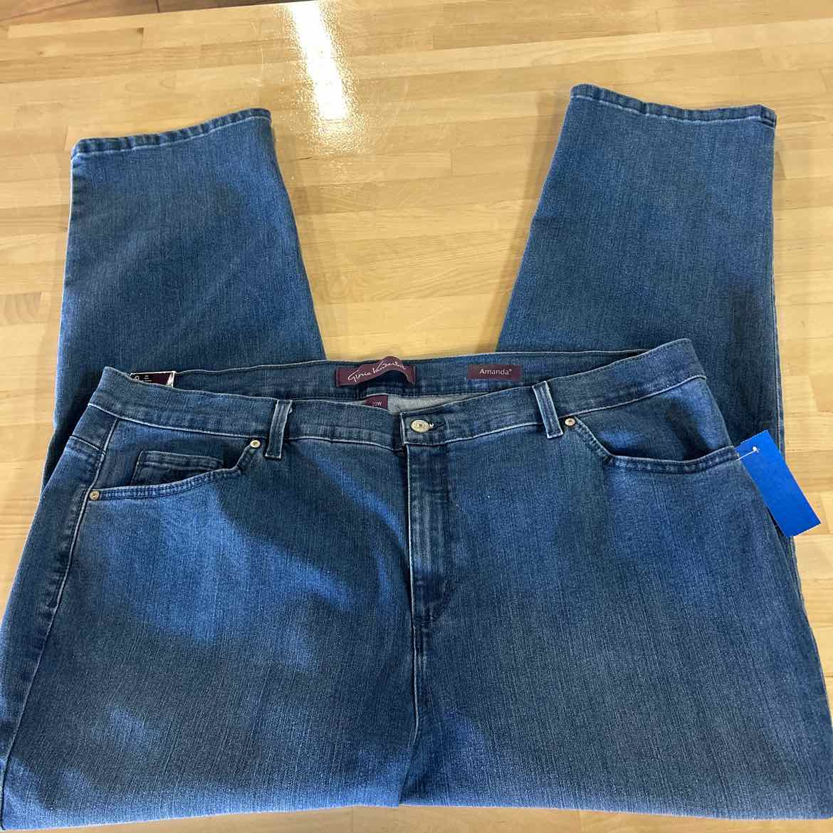 Gloria Vanderbilt Size 22W Blue New Jeans