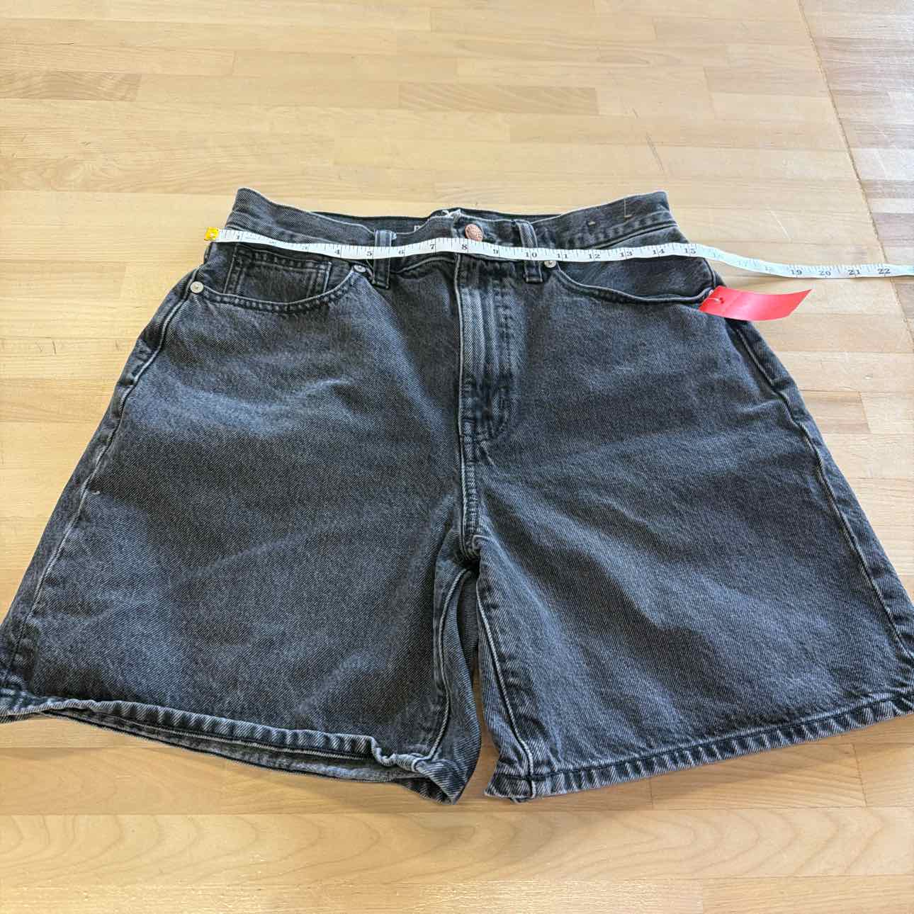 Madewell Size 26 Black Used Shorts