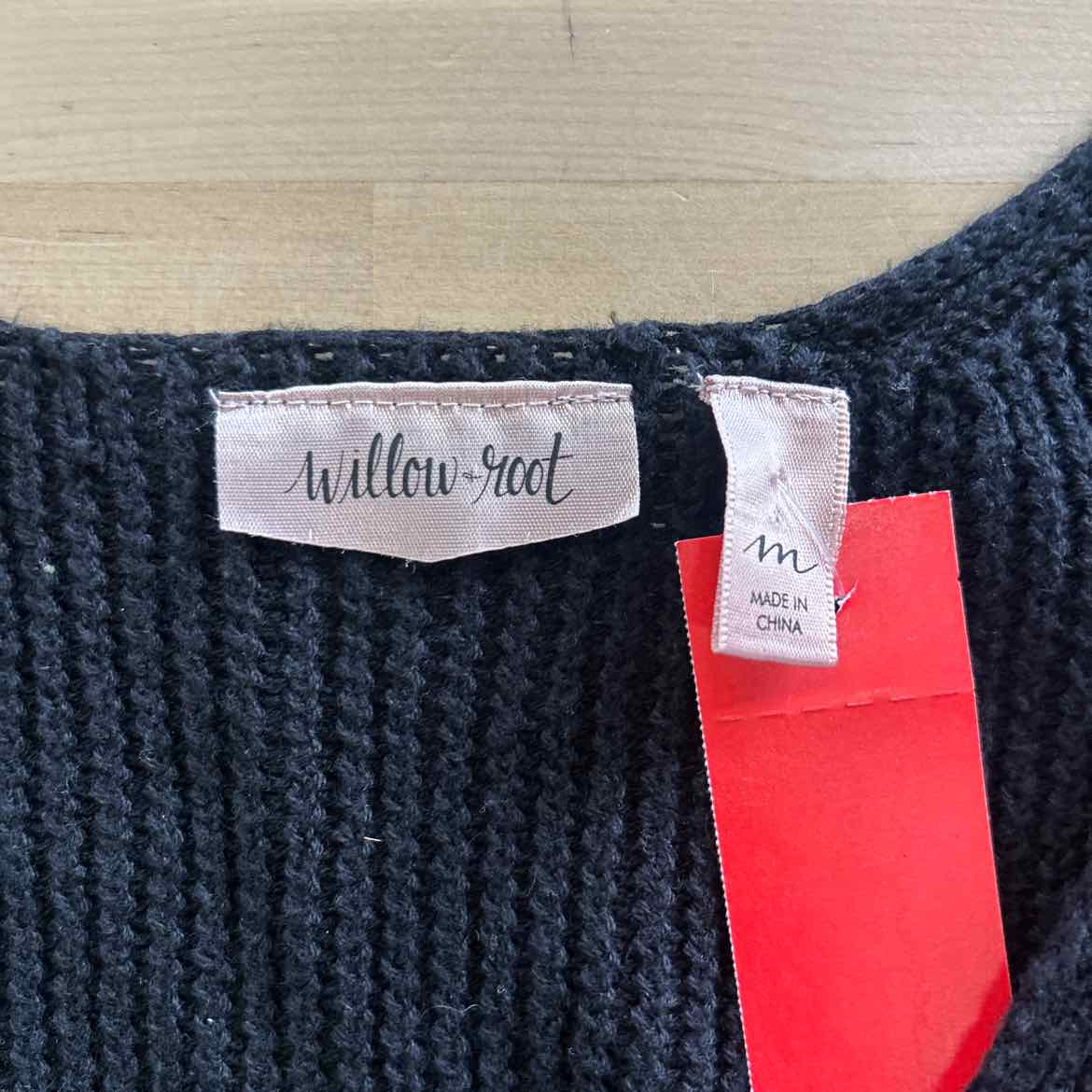 Willow & Root Size M Black Knit Preloved Tank