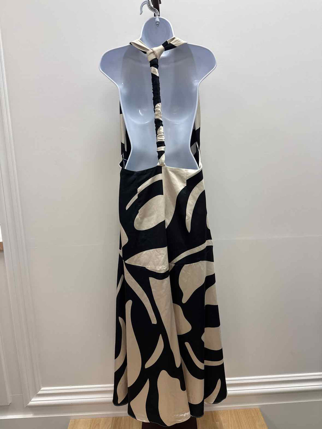 Parker Size 12 Cream New Dress