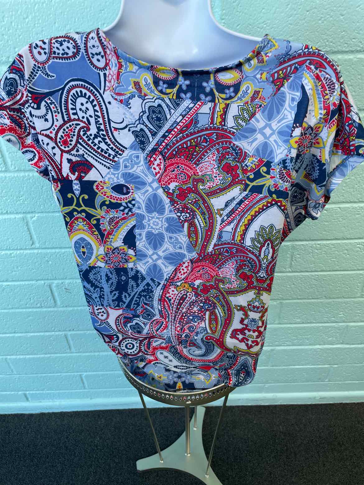 Allison Daley Size SP blue white green Shirt