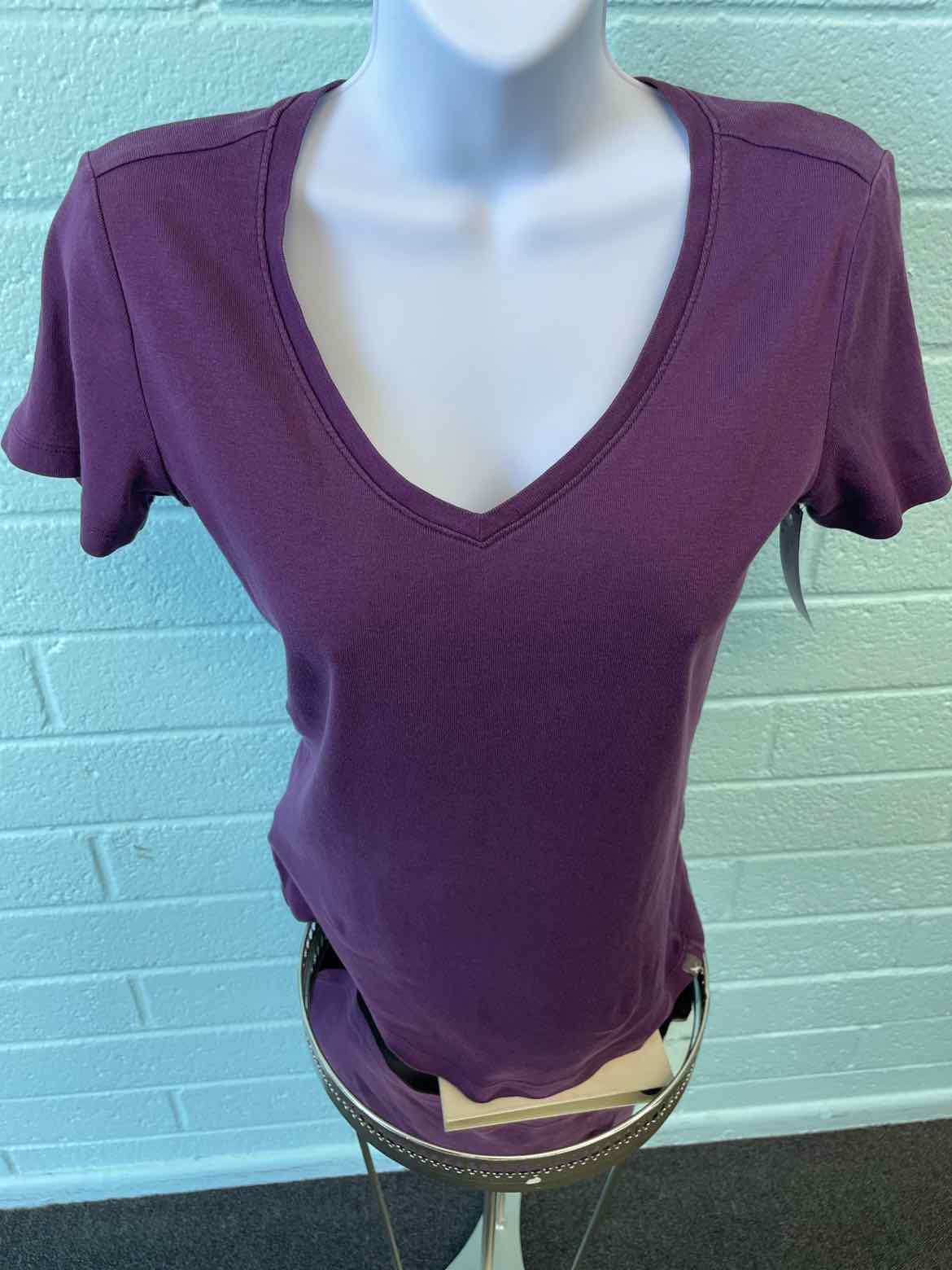 Eddie Bauer Size S Purple Shirt