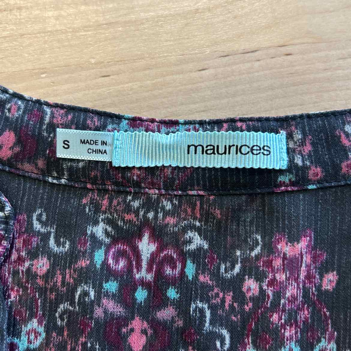 Maurices Size S Gray/purple Longsleeve