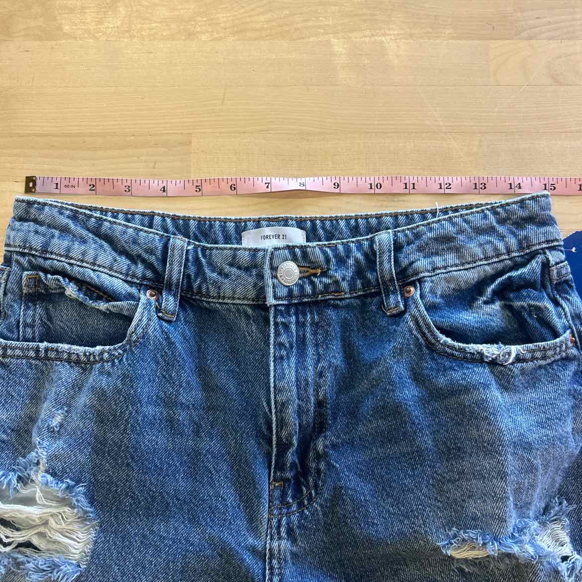 Forever 21 Size 28 Blue Denim Preloved Jeans