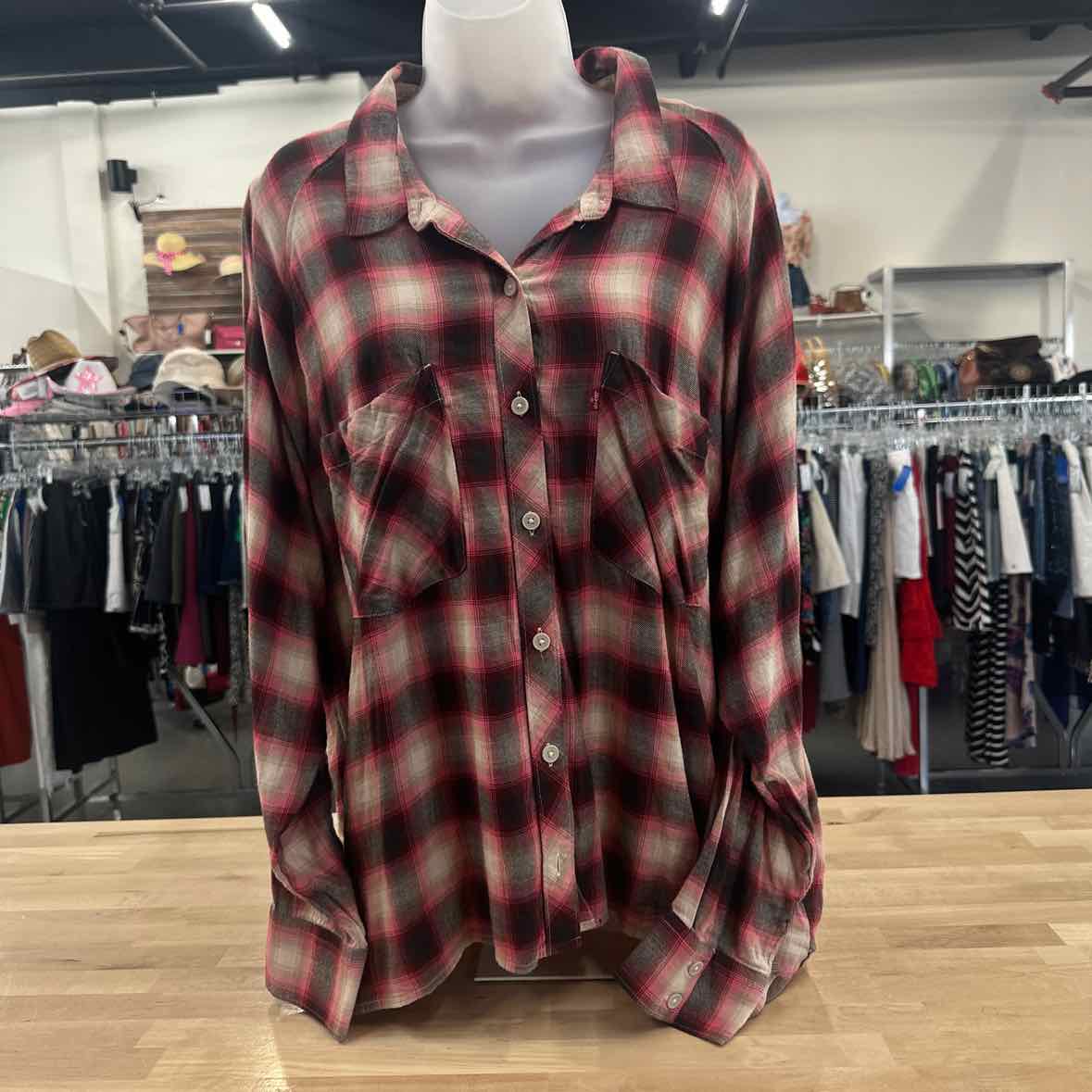 Levi's Size XXL Red & Pink Button Down Harrison Raglan Shirt -James Plaid Syrah