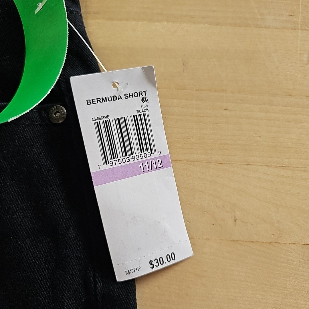 Dollhouse Juniors' High-Rise Frayed Bermuda Shorts - Black - 11/12