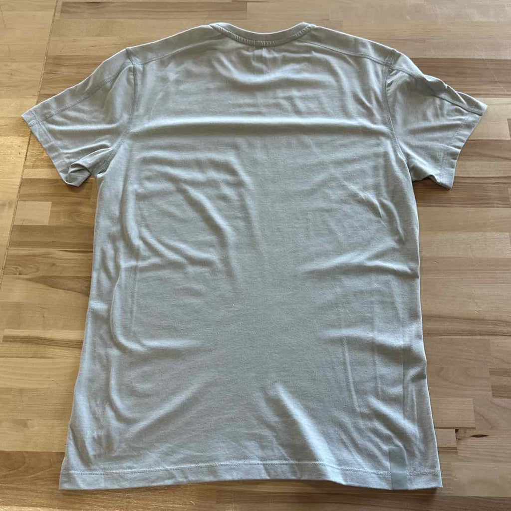 Male Ten Thousand Men's Size M Gray MENS Short Sleeve Shirt