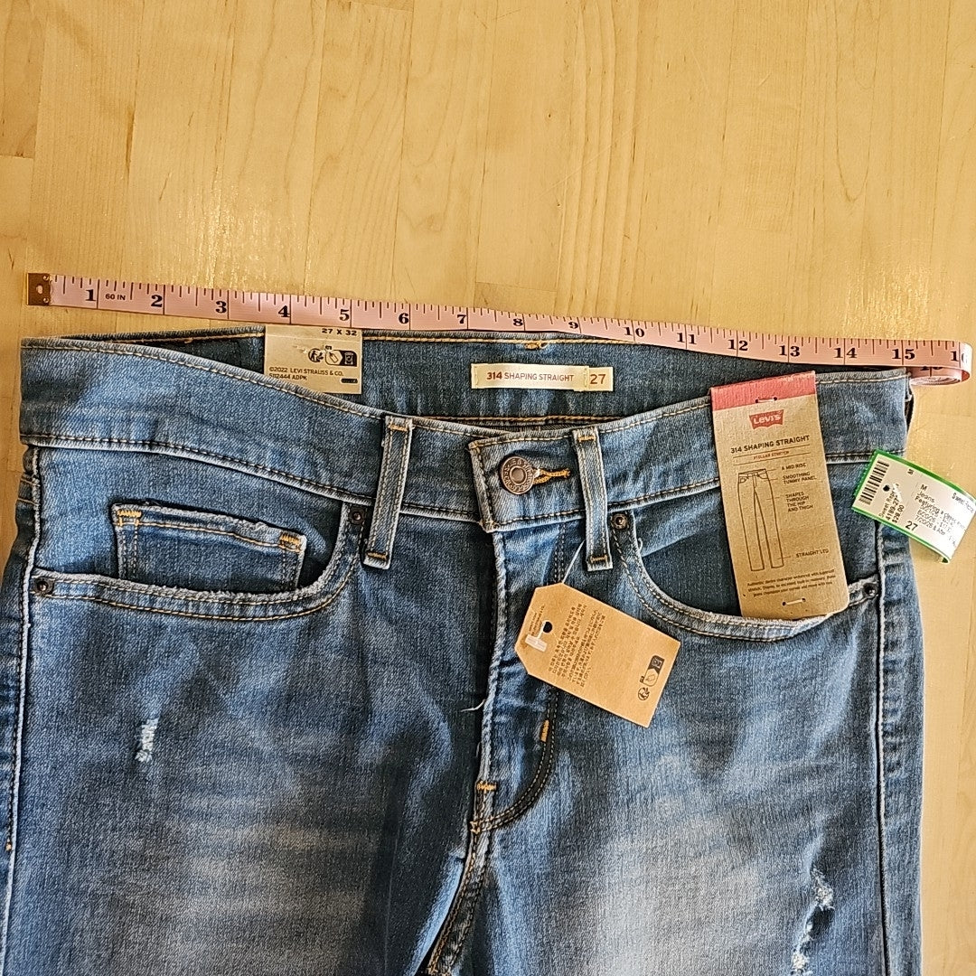 Women's Levi'sÂ® 314â„¢ Shaping Straight Jeans