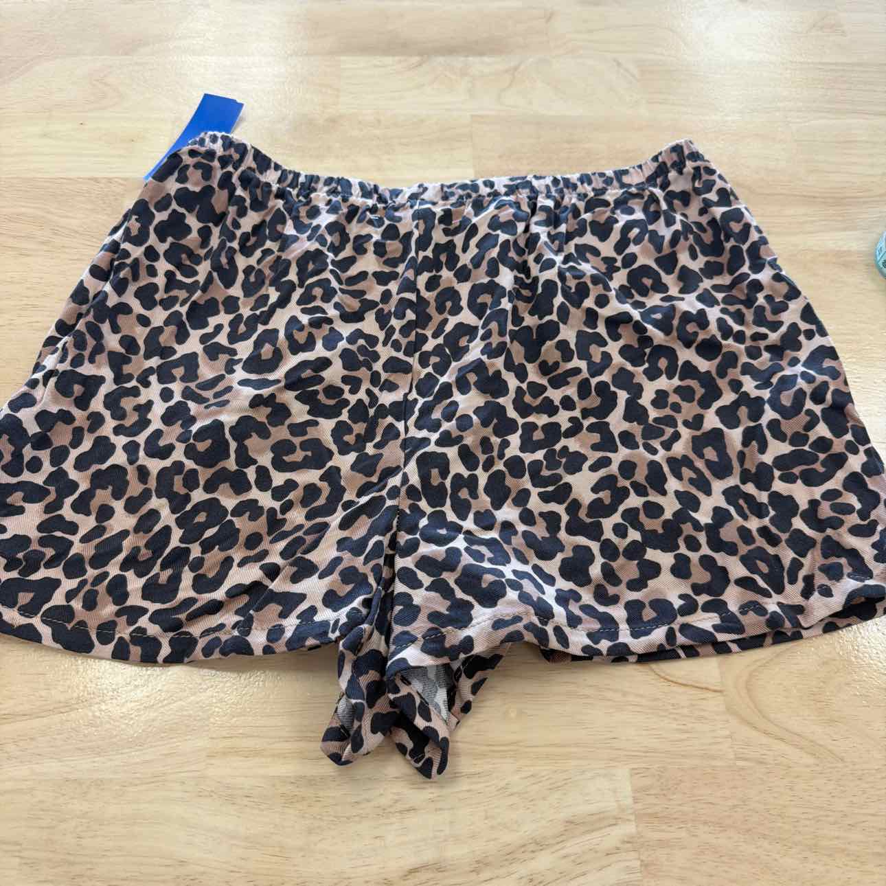 hippie rose Women Size S  Brown New Shorts  Leopard Pull-on Drawstring Shorts