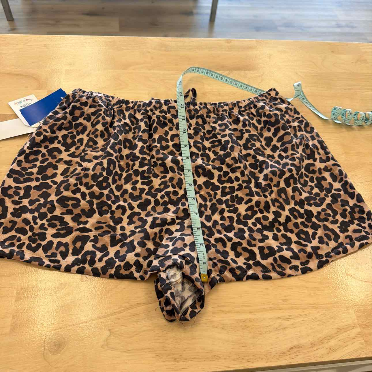 hippie rose Women Size L Brown New Shorts  Leopard Pull-on Drawstring Shorts