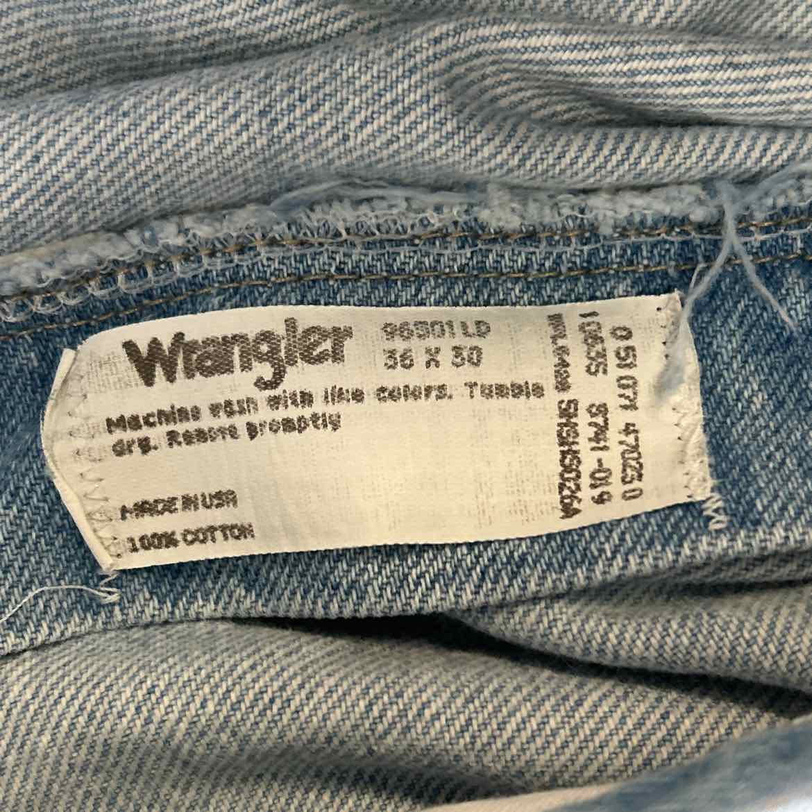Wrangler Size 36x30 Light Blue MENS Jeans
