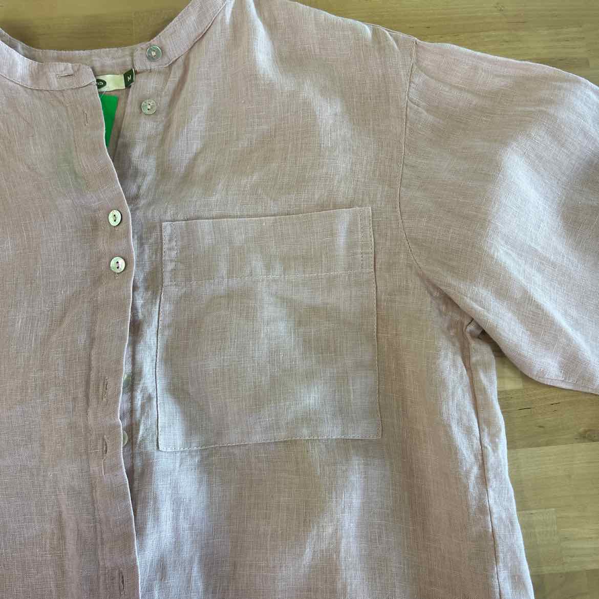dolma Size M Pink Linen Preloved Button Down LS