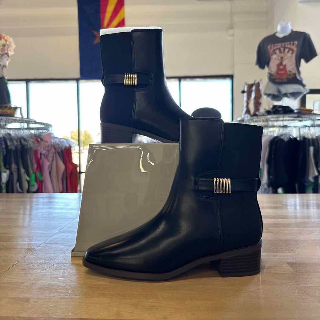 Journee Shoe Size 6 Black Aubrie Boots