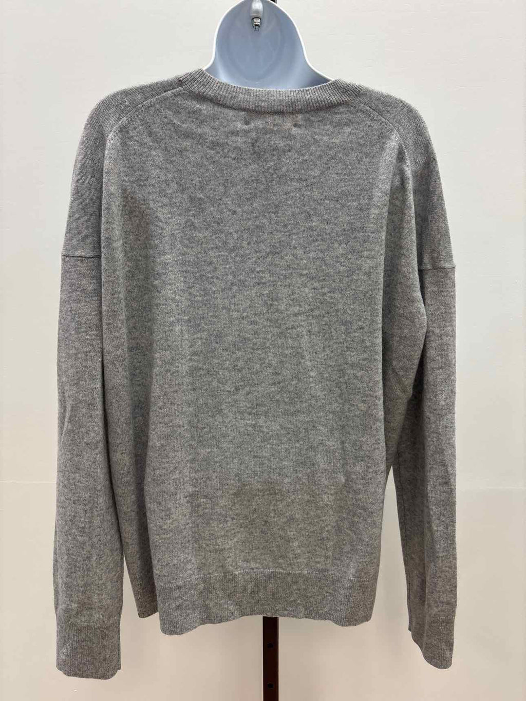 Nordstrom Rack Size L Gray Cashmere New Sweater