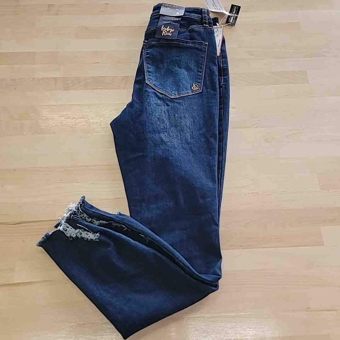 Indigo Rein Size 5 Blue New Jeans