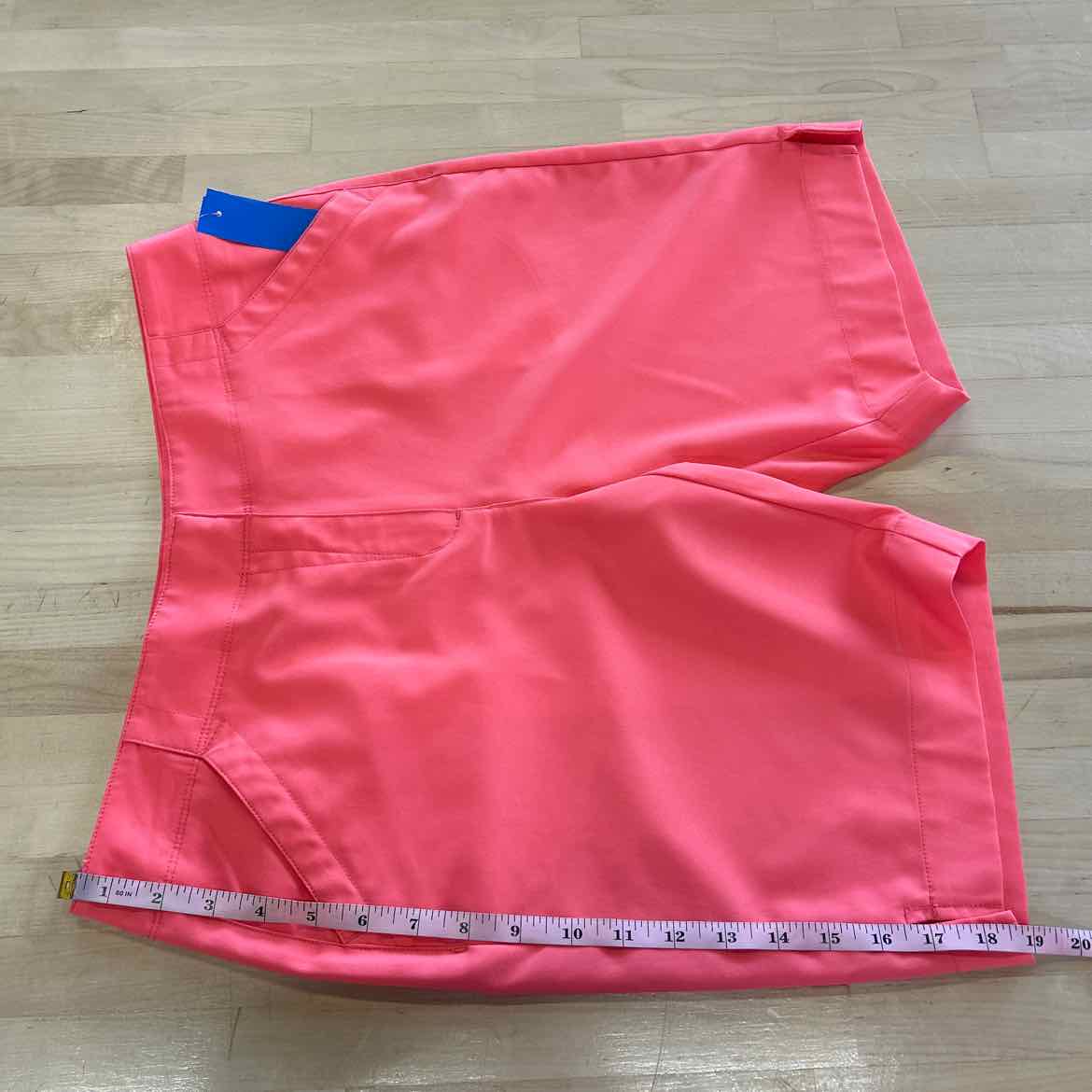 PGA Tour Women Size 8 Coral Preloved Shorts