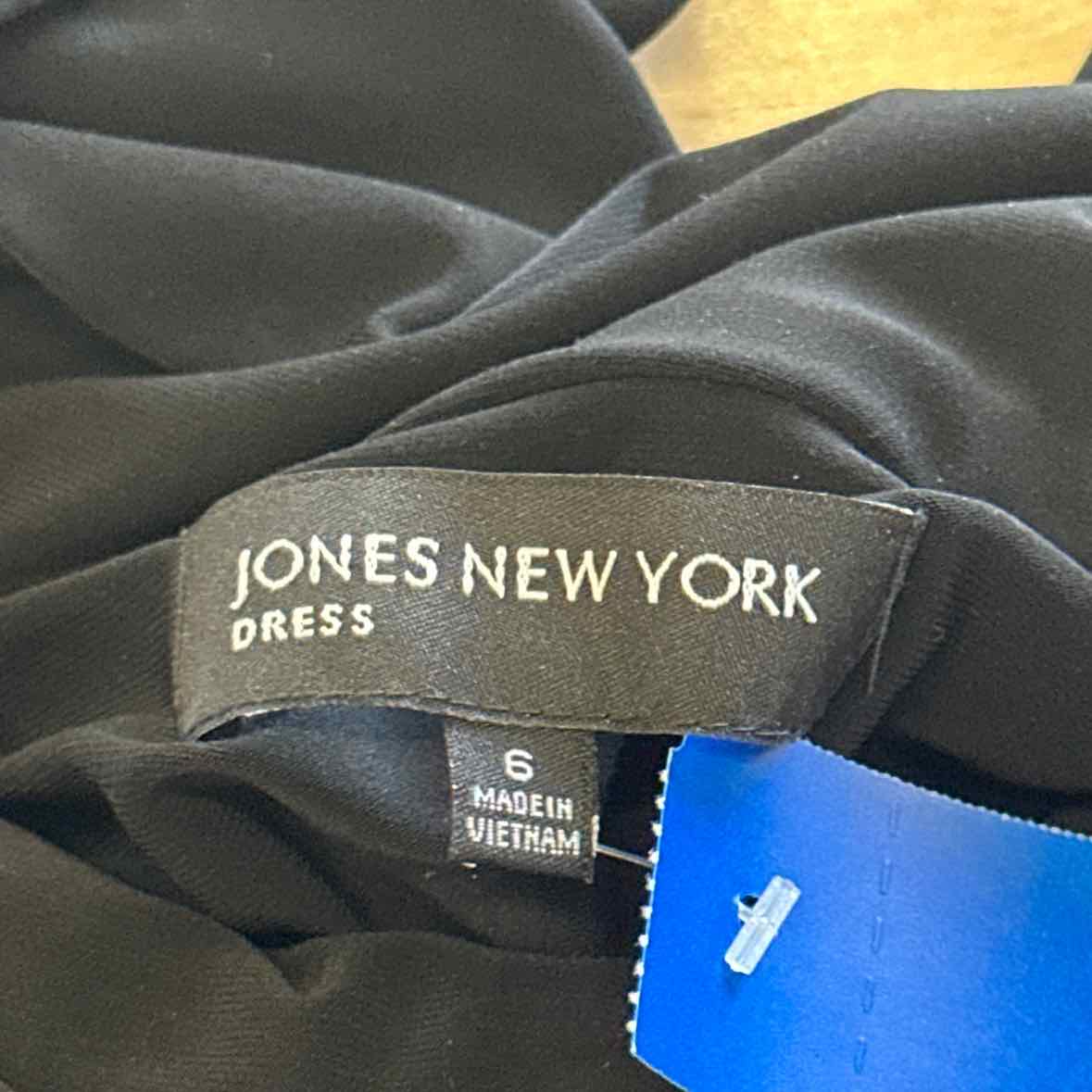 Jones New York Size 6 Black Dress