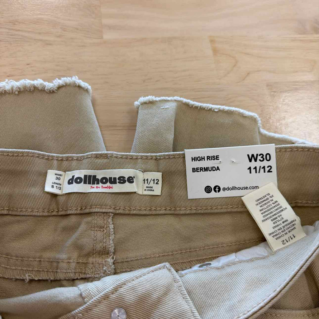 dollhouse Women Size 30 Tan New Shorts