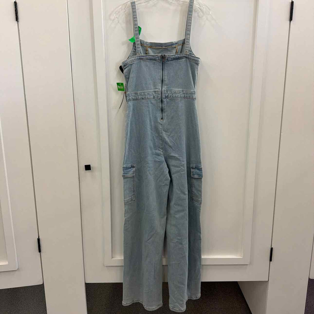 Tinseltown Juniors' Wide-Leg Square-Neck Tie-Front Cargo Jumpsuit - Bayside Wash
