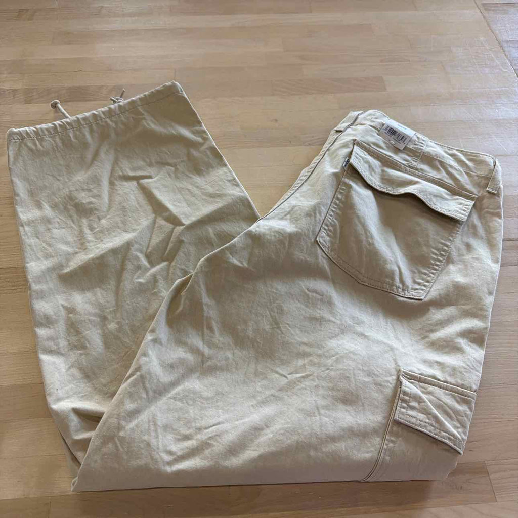 Levi's '94 Baggy Cargo Pants - Women's 32x30