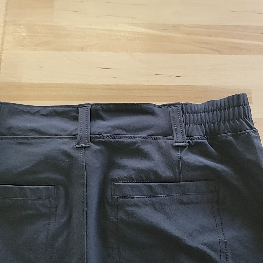 Athleta Size 4 Black Athletic Shorts