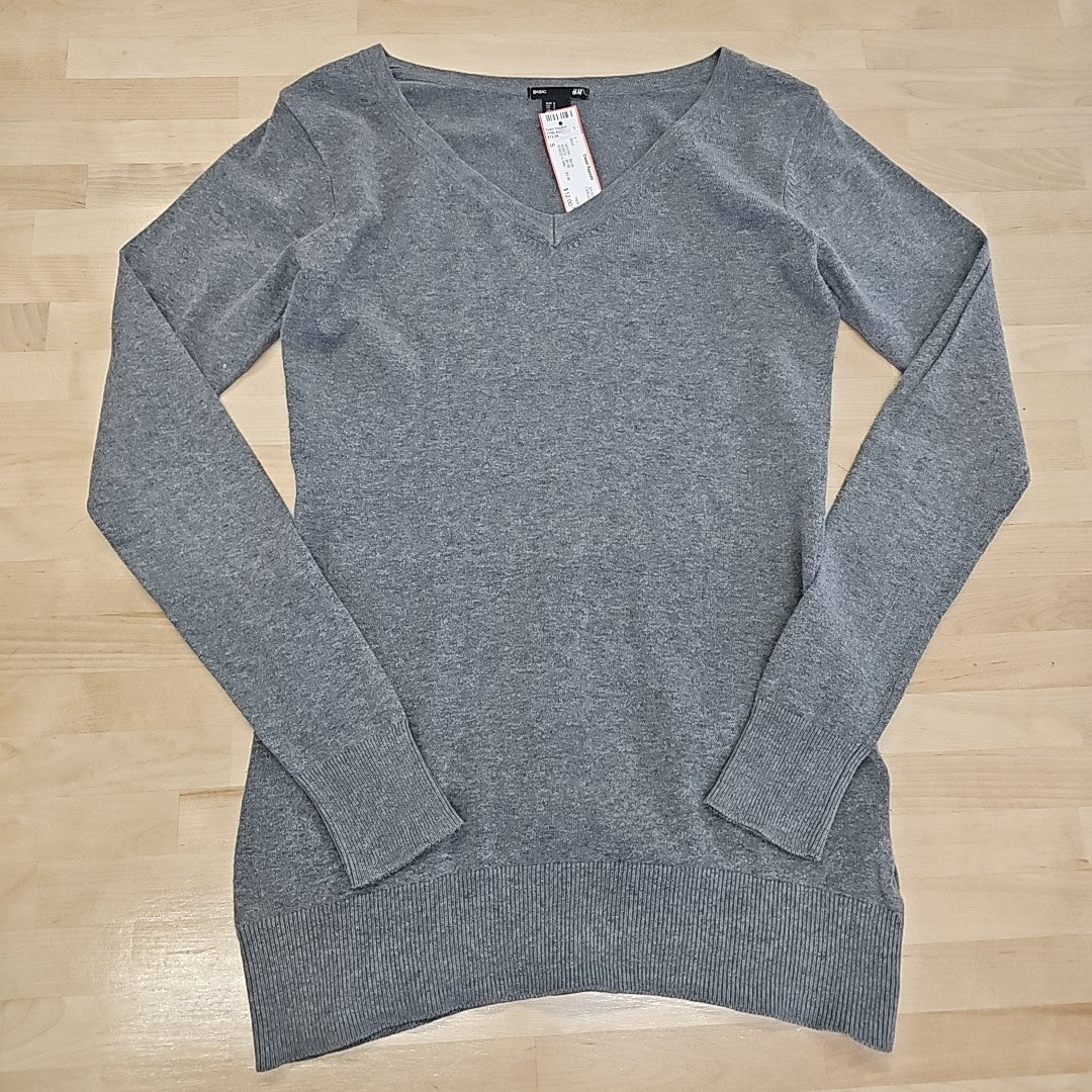 H&M Size S Gray Shirt