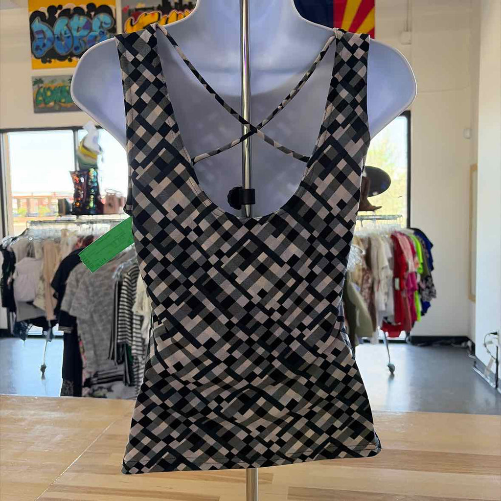 A.Byer Size M Multi-Color Preloved Sleeveless